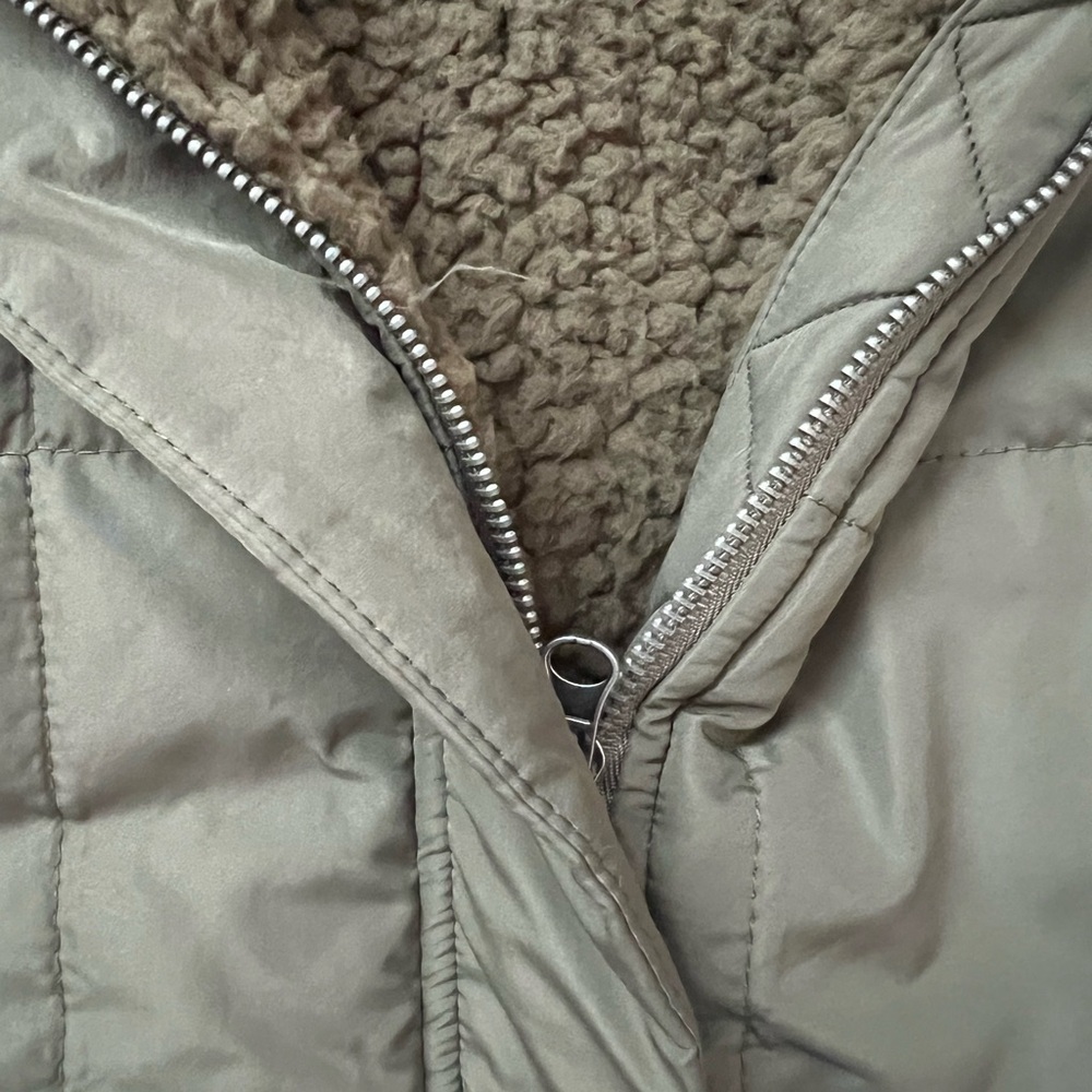 Altar’d State Light Puffer Jacket - Picture 4 of 14